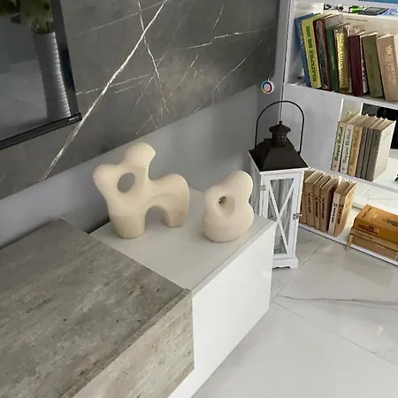 Apart72 - Modern And Cosy Apartment